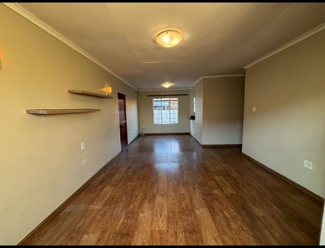 3 BEDROOM TOWNHOUSE FOR SALE IN BERGBRON